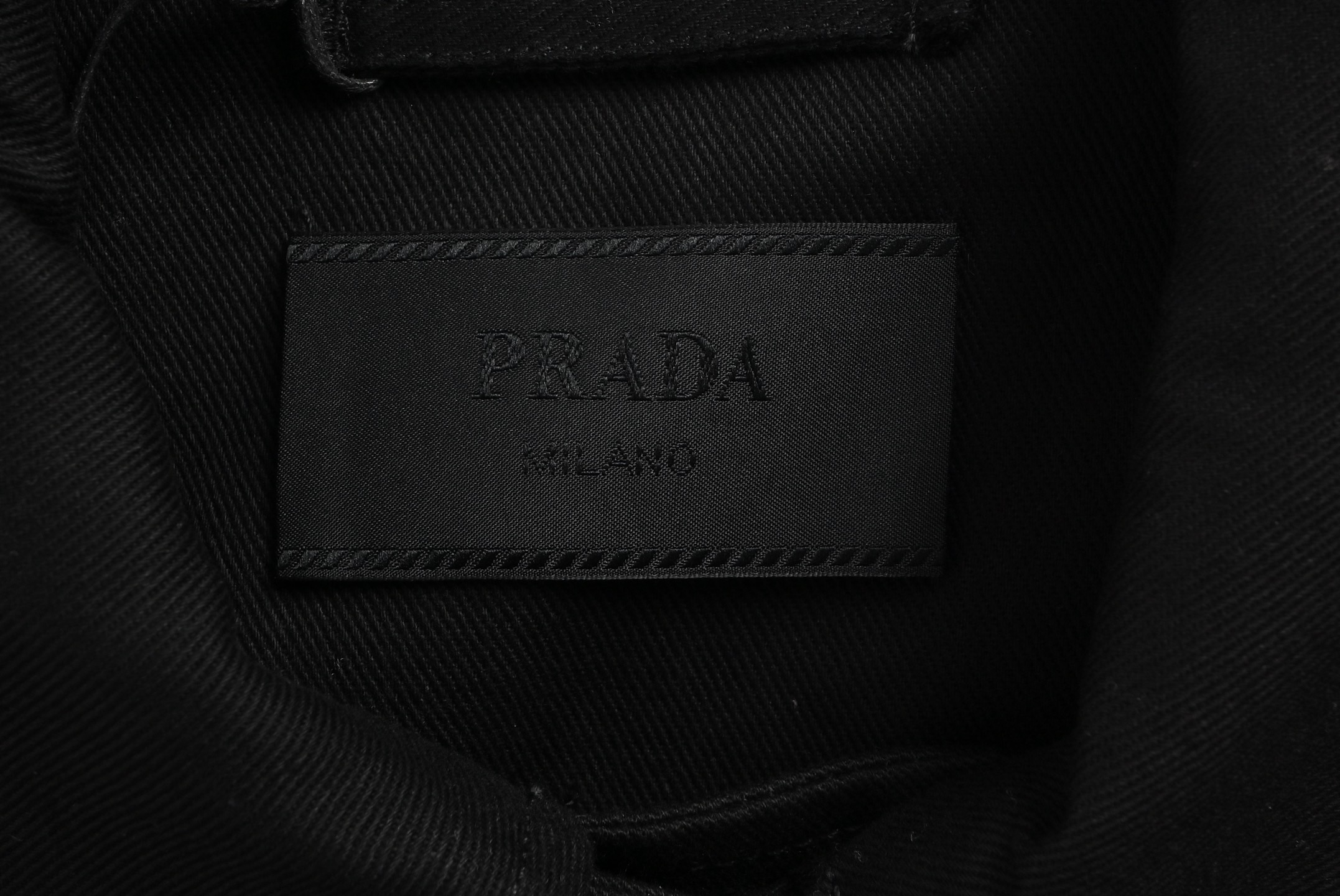 Prada/普拉达 四口袋棉质工装风夹克外套-Chinese UA Cheap High Quatity Brand Clothes Bags handbags Sneakers wholesale wholesaler seller from China Factory suppliers Fashion Clothing Shoes best Quality Beautiful Price Prada/普拉达 四口袋棉质工装风夹克外套