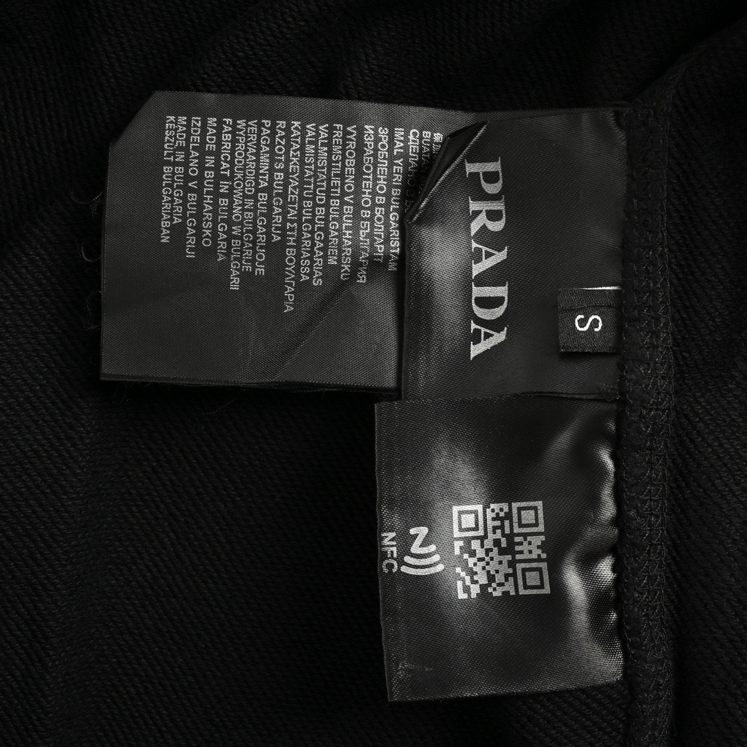 Prada/普拉达 24Fw 三角布标水洗渐变圆领卫衣