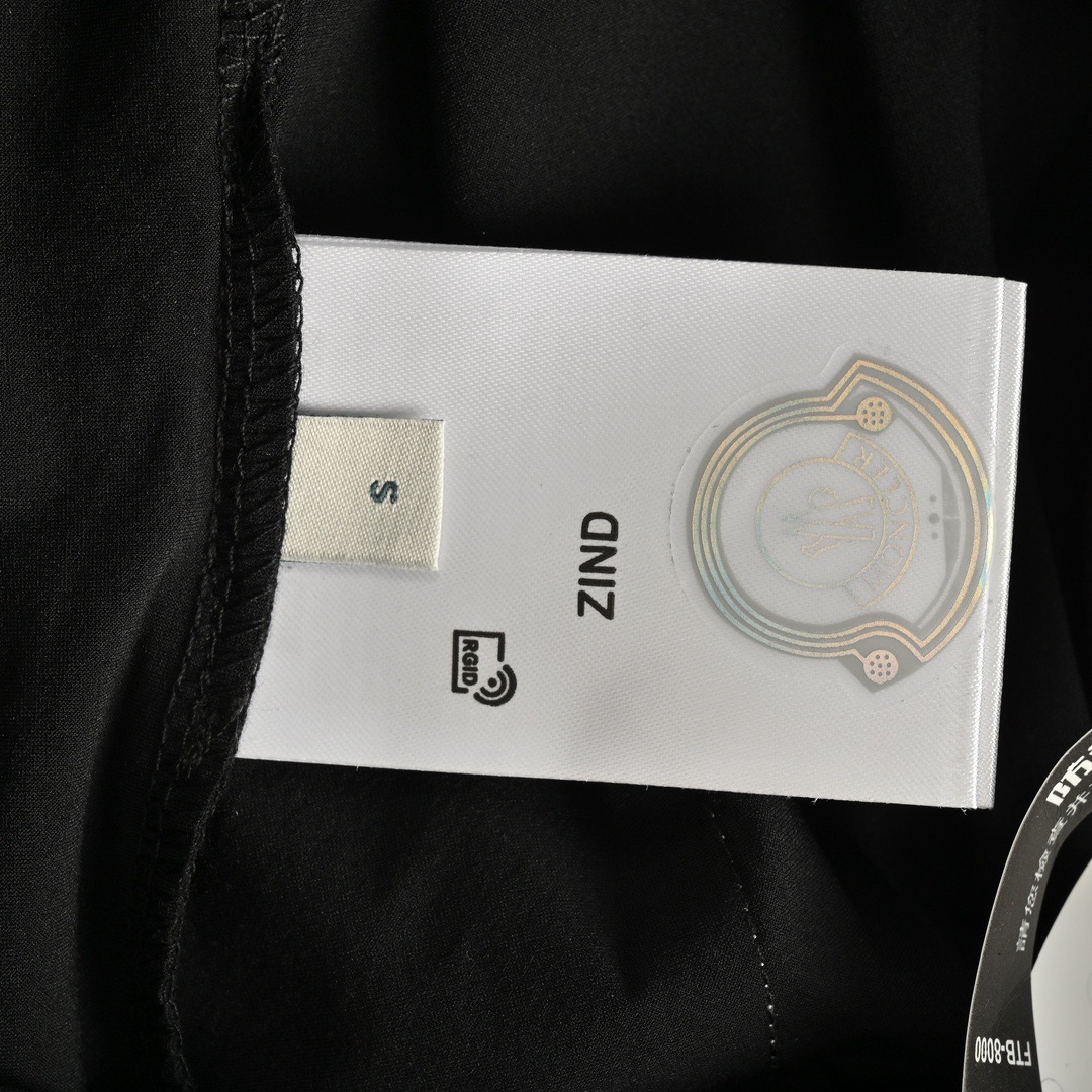 MONCLER/蒙口 徽标织带长裤 品牌logo徽标刺绣