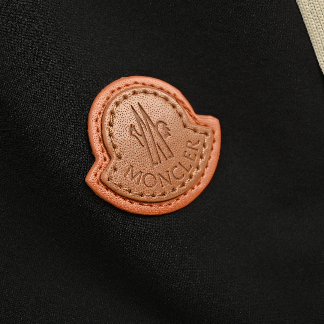 MONCLER/蒙口 徽标织带长裤 品牌logo徽标刺绣