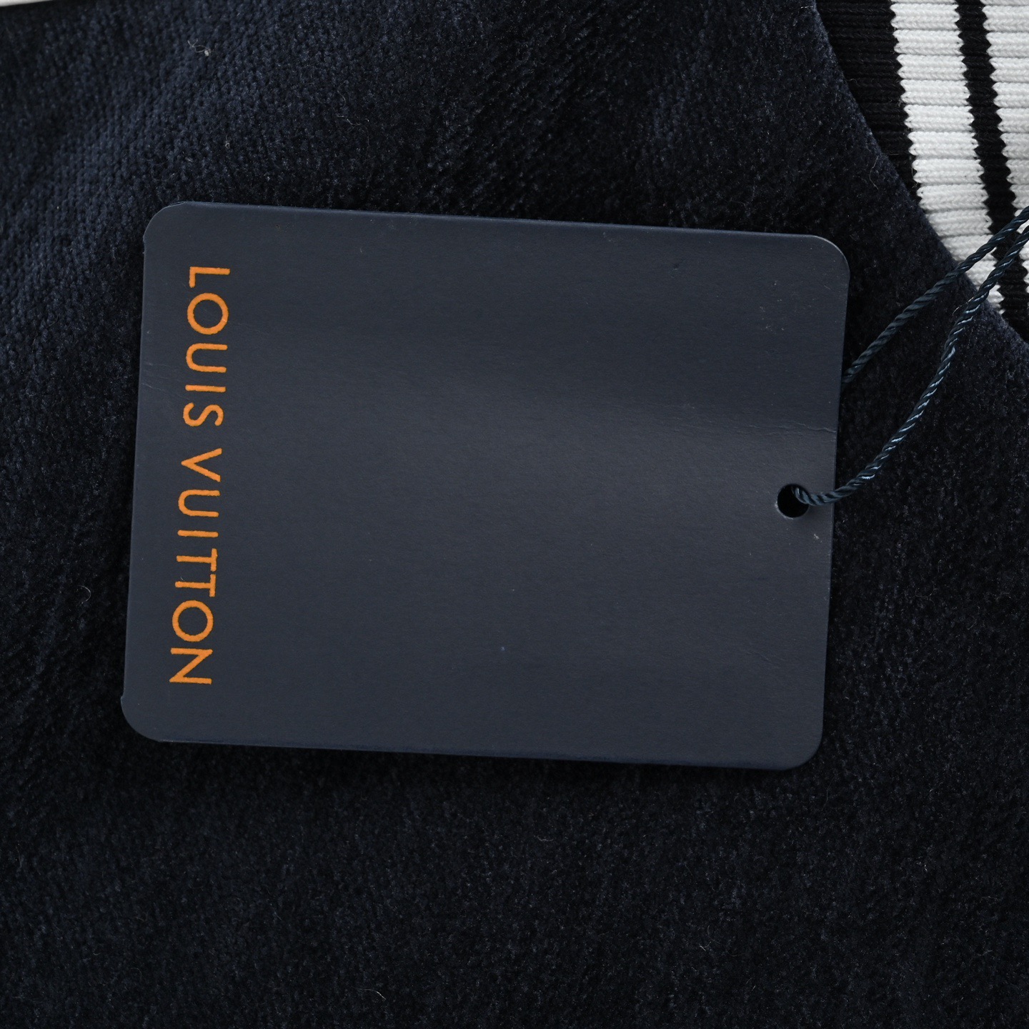 Louis Vuitton/路易威登 24Fw 珍珠丝绒横须贺夹克外套