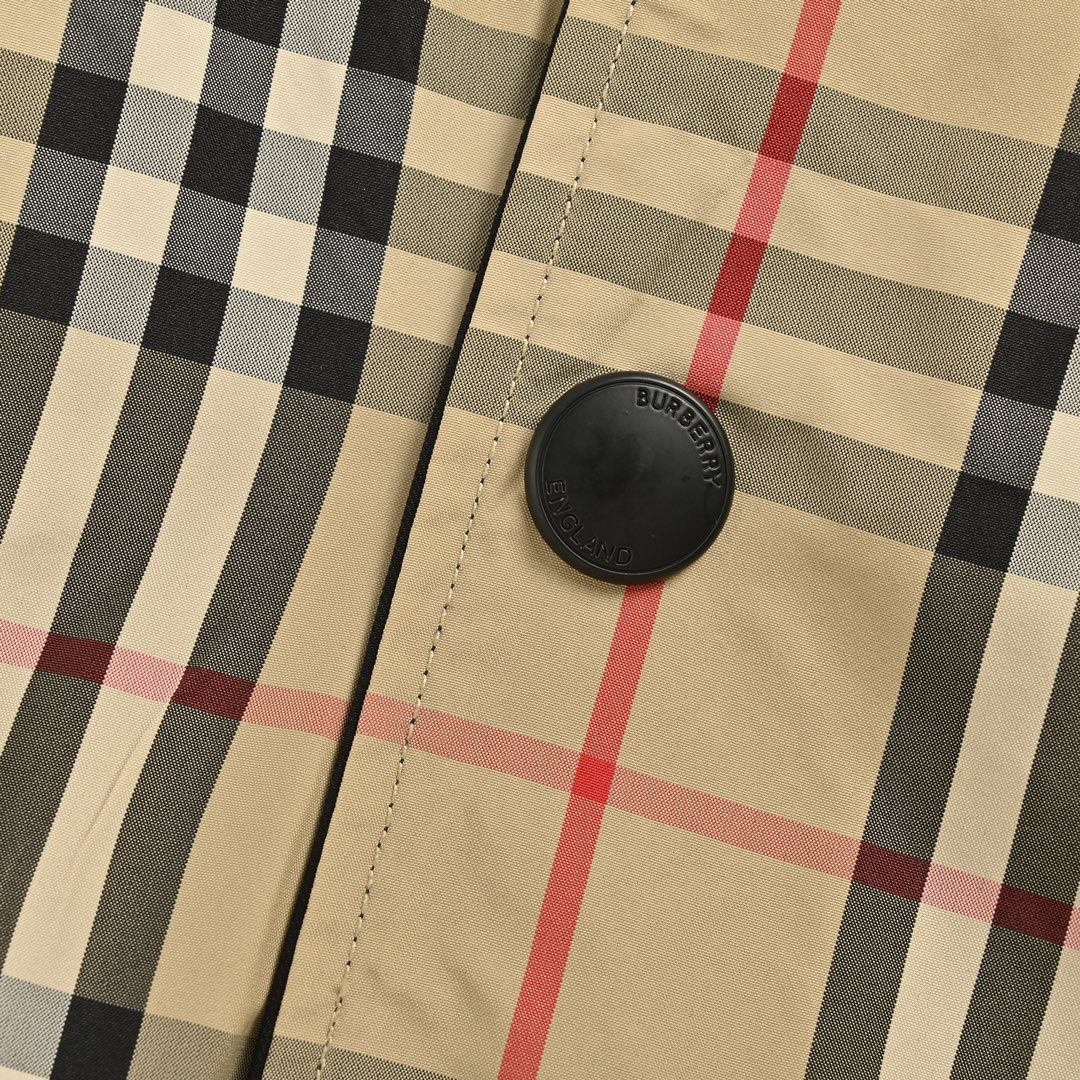 Burberry/巴宝莉 经典格纹硅胶战马双面穿风衣夹克外套