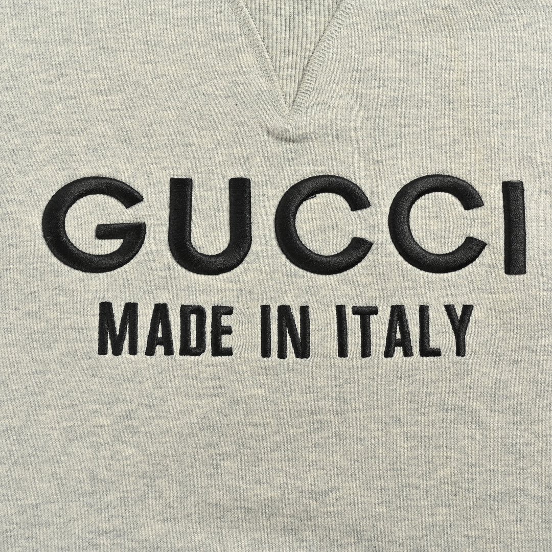 Gucci/古驰 24Fw 刺绣字母logo拼接假两件卫衣-Chinese UA Cheap High Quatity Brand Clothes Bags handbags Sneakers wholesale wholesaler seller from China Factory suppliers Fashion Clothing Shoes best Quality Beautiful Price Gucci/古驰 24Fw 刺绣字母logo拼接假两件卫衣