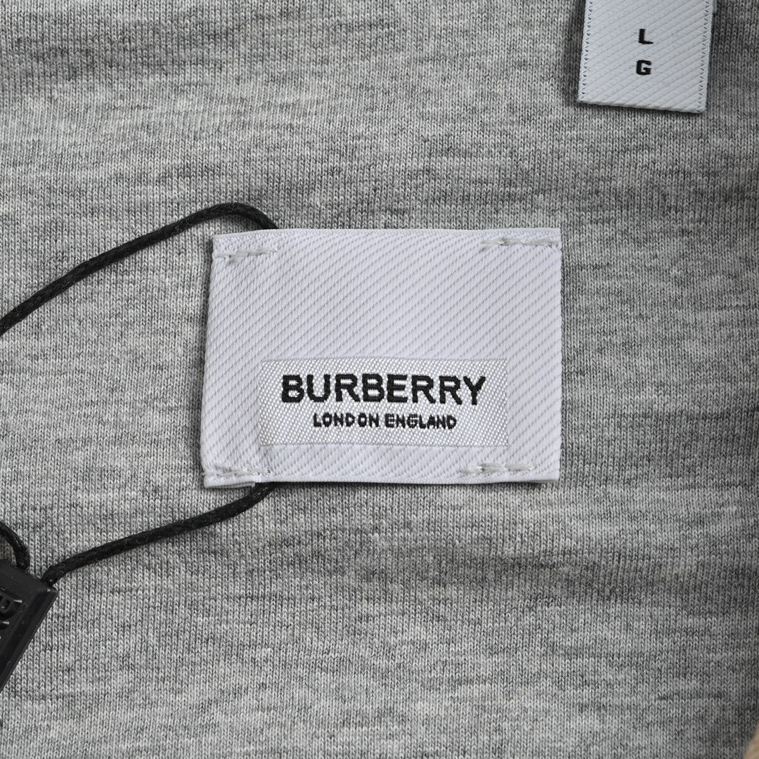 Burberry/巴宝莉 20Fw 刺绣TB格纹拼接拉链卫衣外套