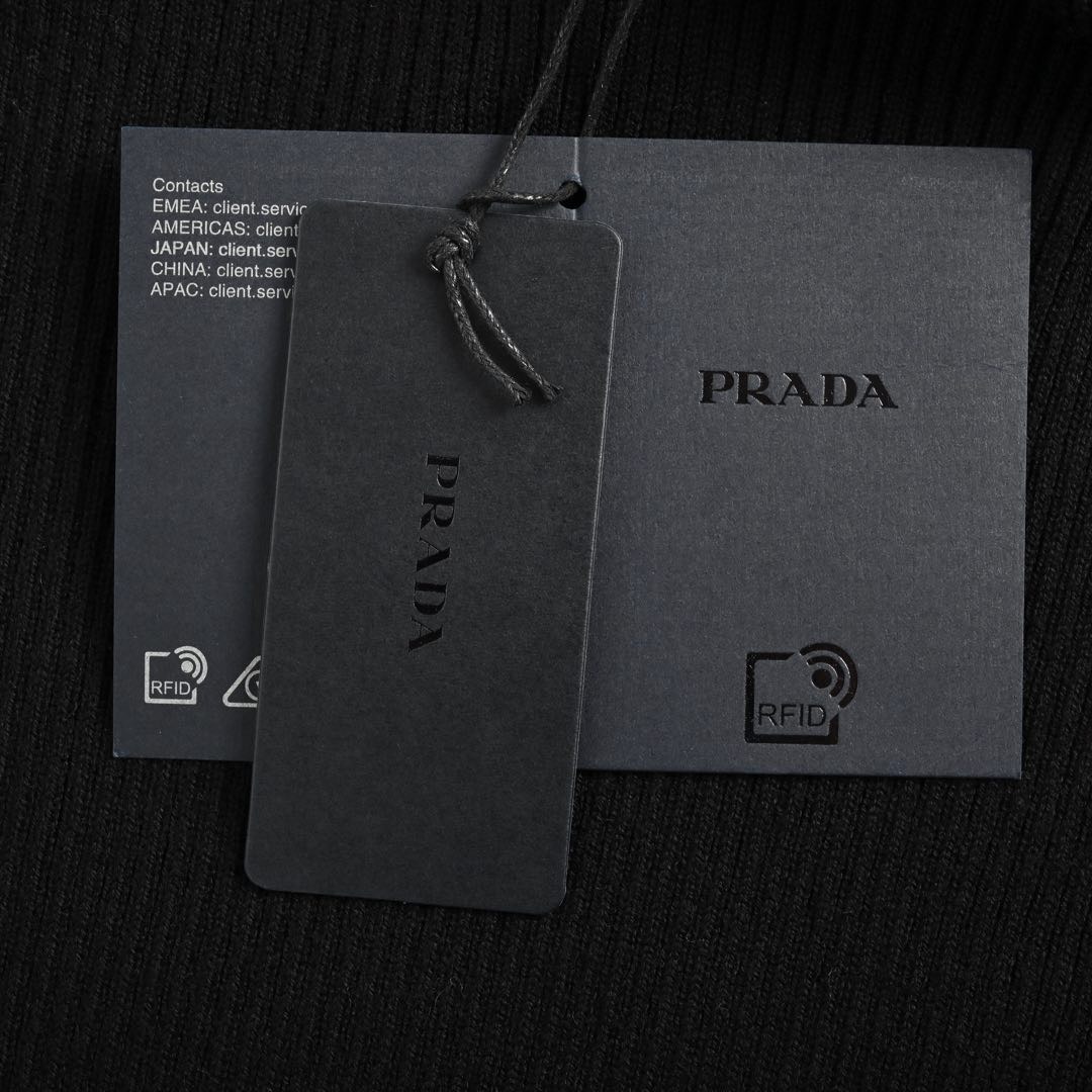 Prada/普拉达 高领打底毛衣
