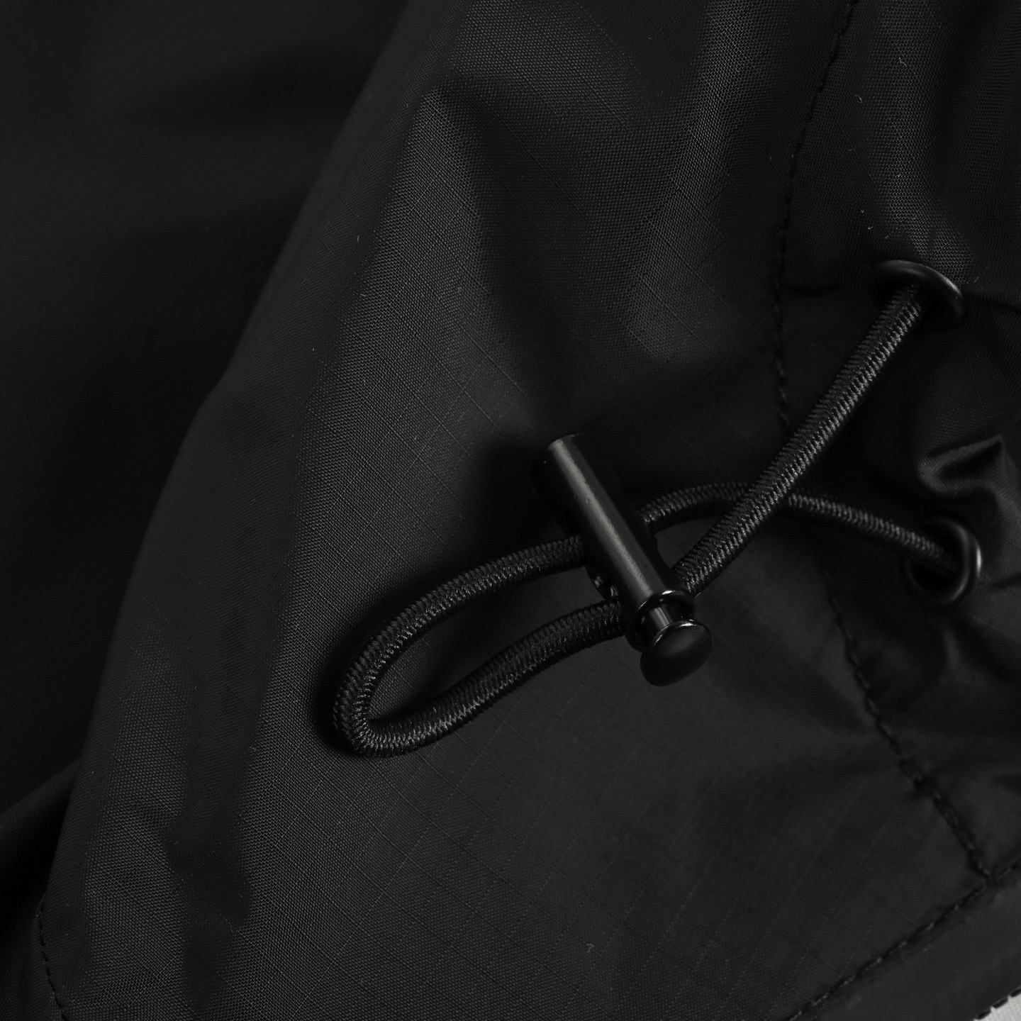 Burberry/巴宝莉 马术骑士徽标尼龙夹克外套-Chinese UA Cheap High Quatity Brand Clothes Bags handbags Sneakers wholesale wholesaler seller from China Factory suppliers Fashion Clothing Shoes best Quality Beautiful Price Burberry/巴宝莉 马术骑士徽标尼龙夹克外套