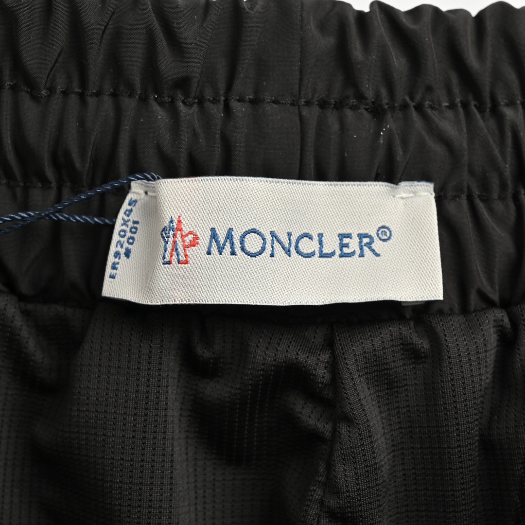MONCLER/蒙口 22Fw 硅胶徽标logo尼龙梭织束脚长裤-Chinese UA Cheap High Quatity Brand Clothes Bags handbags Sneakers wholesale wholesaler seller from China Factory suppliers Fashion Clothing Shoes best Quality Beautiful Price MONCLER/蒙口 22Fw 硅胶徽标logo尼龙梭织束脚长裤