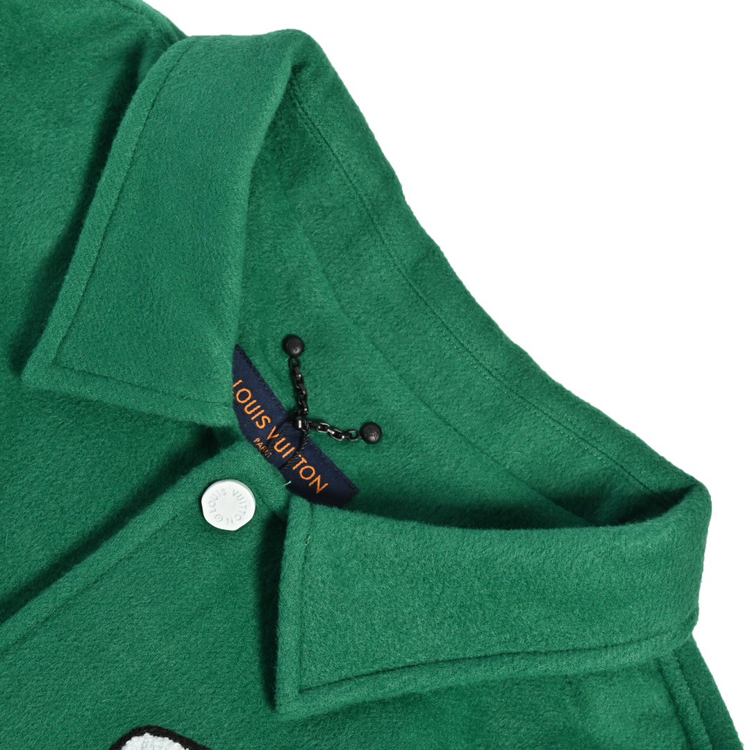 Louis Vuitton/路易威登 21ss 绿野仙踪棒球服夹克外套-Chinese UA Cheap High Quatity Brand Clothes Bags handbags Sneakers wholesale wholesaler seller from China Factory suppliers Fashion Clothing Shoes best Quality Beautiful Price Louis Vuitton/路易威登 21ss 绿野仙踪棒球服夹克外套