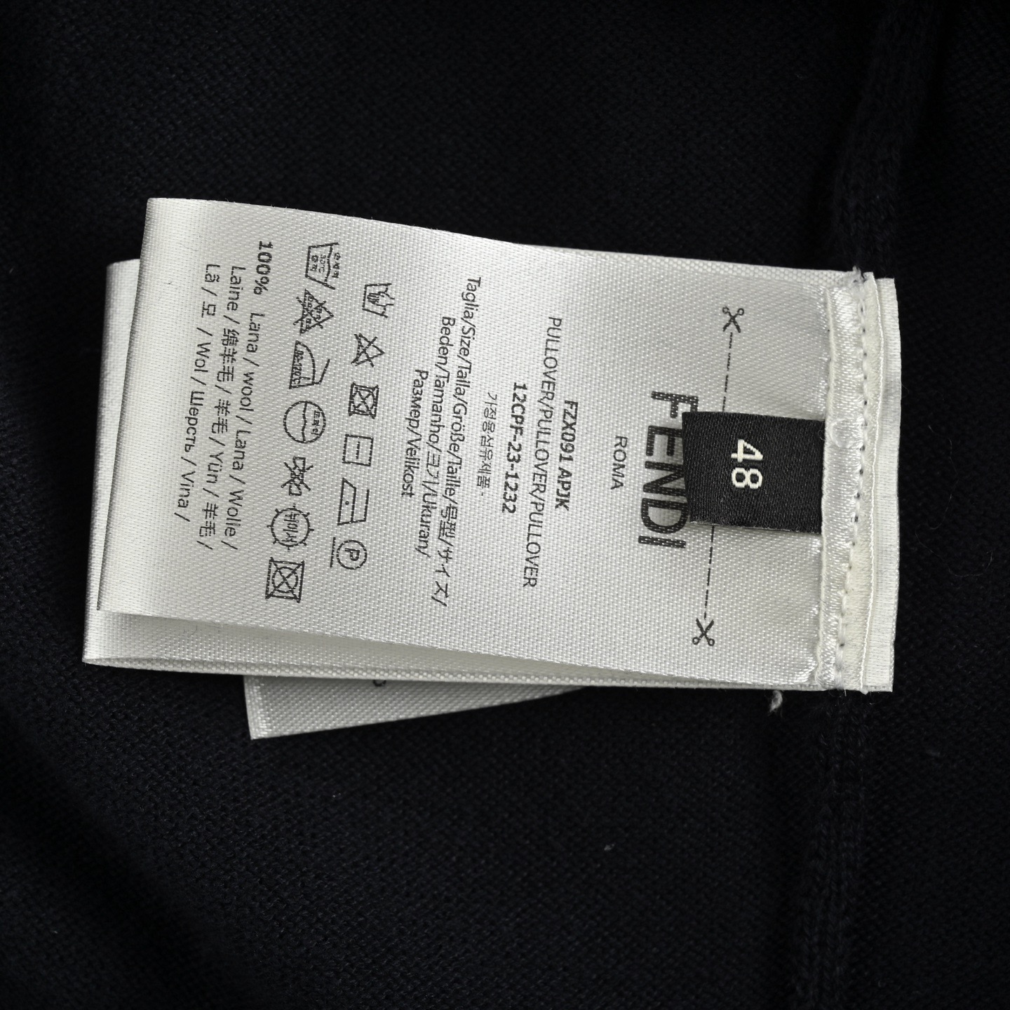 Fendi/芬迪 24Fw 浮雕口袋海军蓝圆领毛衣