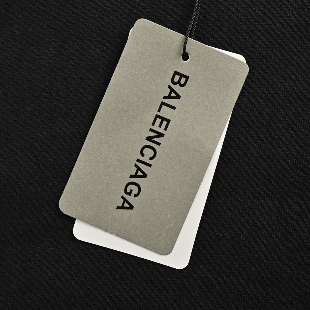 Balenciaga/巴黎世家 24Fw 领口穿刺环扣铆钉圆领卫衣