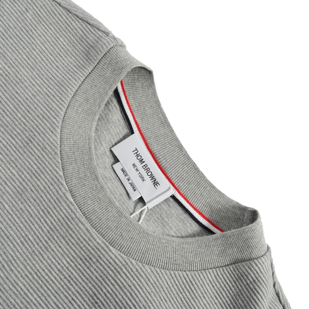 Thom Browne /汤姆布朗 23Fw 水波纹圆领卫衣