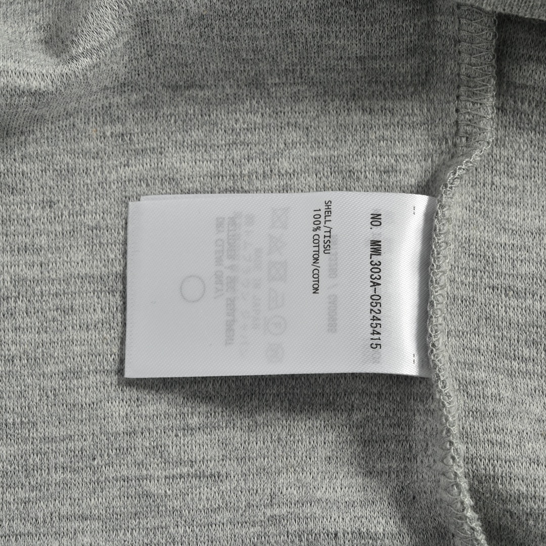 Thom Browne /汤姆布朗 23Fw 水波纹圆领卫衣