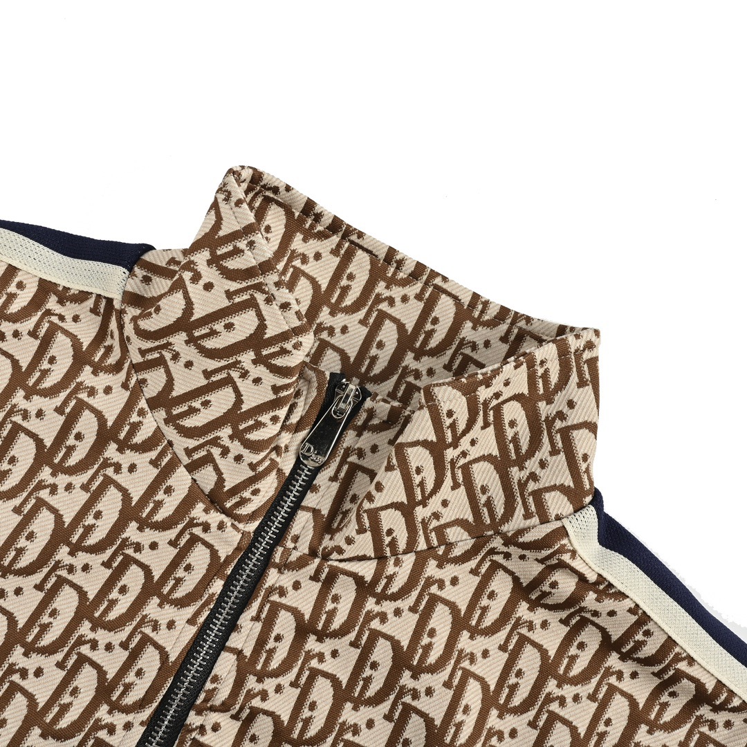 Dior/迪奥 24Fw 满印提花侧边织带套装外套-Chinese UA Cheap High Quatity Brand Clothes Bags handbags Sneakers wholesale wholesaler seller from China Factory suppliers Fashion Clothing Shoes best Quality Beautiful Price Dior/迪奥 24Fw 满印提花侧边织带套装外套