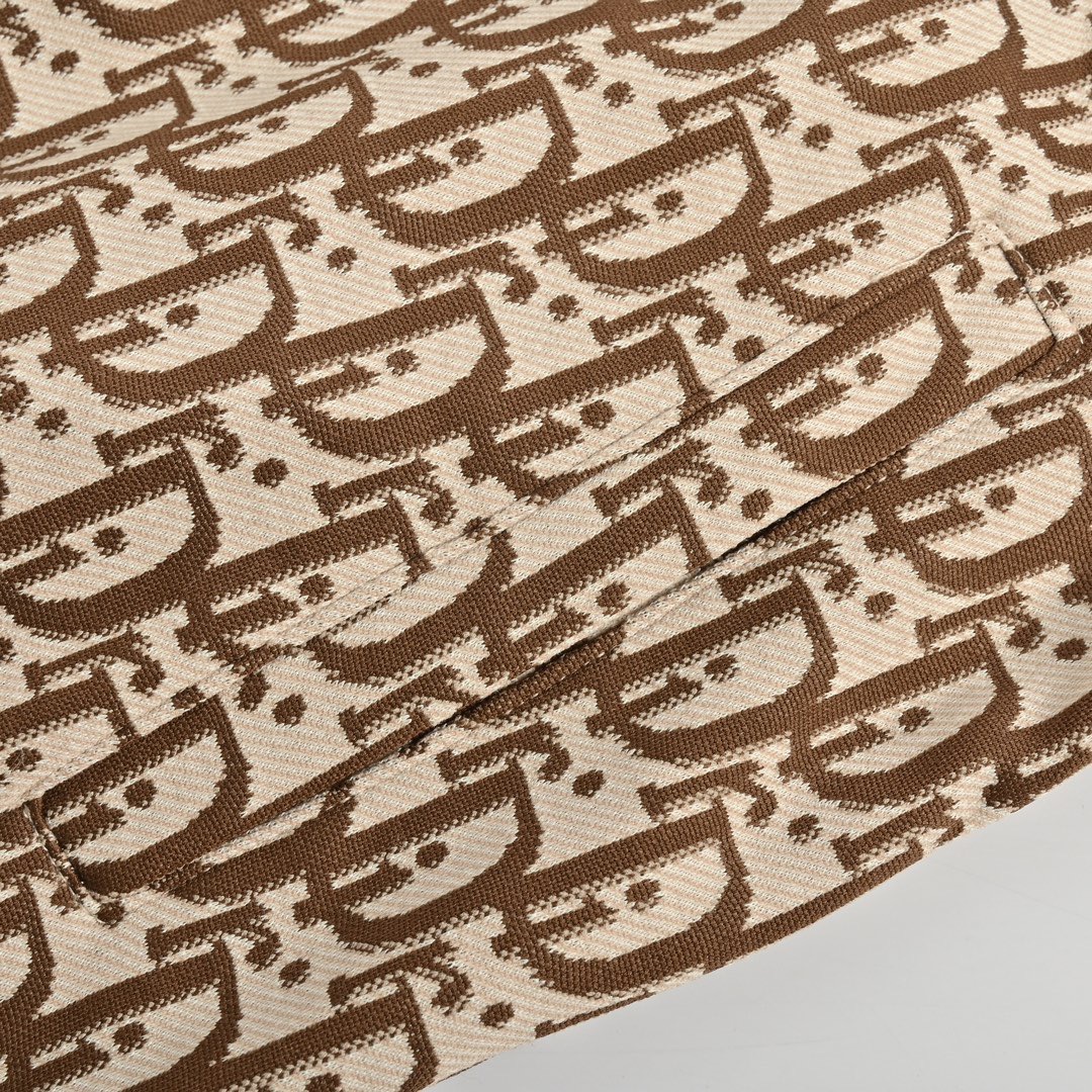 Dior/迪奥 24Fw 满印提花侧边织带套装外套-Chinese UA Cheap High Quatity Brand Clothes Bags handbags Sneakers wholesale wholesaler seller from China Factory suppliers Fashion Clothing Shoes best Quality Beautiful Price Dior/迪奥 24Fw 满印提花侧边织带套装外套