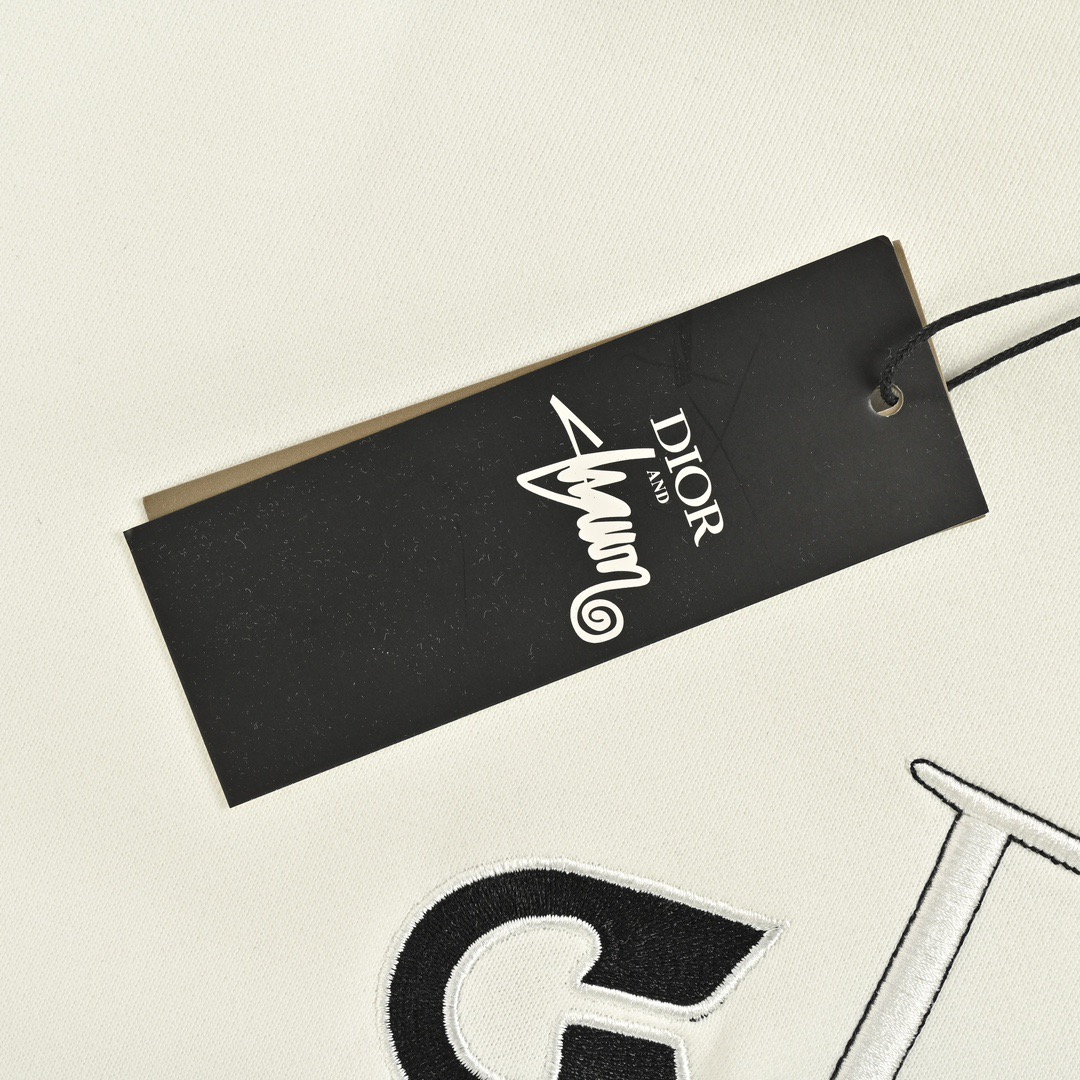 Dior/迪奥 24Fw 刺绣别针字母圆领卫衣 黑色 白色-Chinese UA Cheap High Quatity Brand Clothes Bags handbags Sneakers wholesale wholesaler seller from China Factory suppliers Fashion Clothing Shoes best Quality Beautiful Price Dior/迪奥 24Fw 刺绣别针字母圆领卫衣 黑色 白色