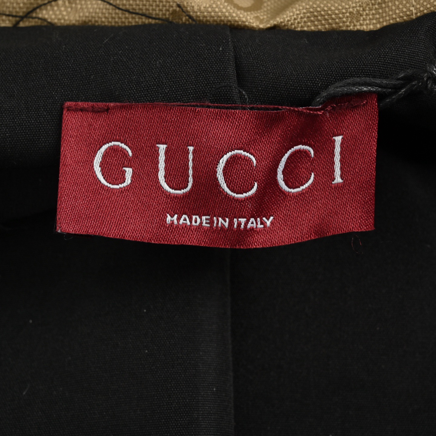 Gucci/古驰 24Fw 拼接满印老花连帽风衣外套-Chinese UA Cheap High Quatity Brand Clothes Bags handbags Sneakers wholesale wholesaler seller from China Factory suppliers Fashion Clothing Shoes best Quality Beautiful Price Gucci/古驰 24Fw 拼接满印老花连帽风衣外套
