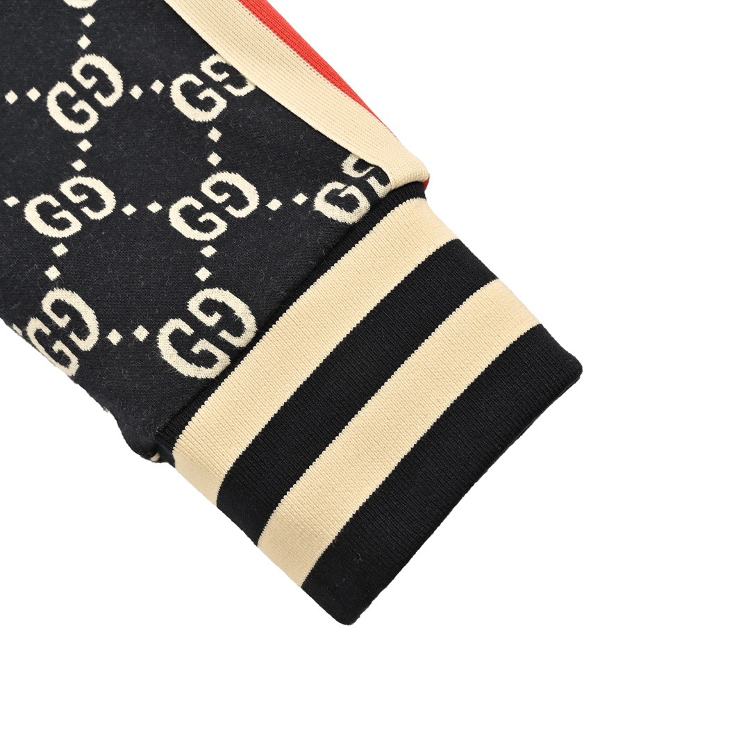 Gucci/古驰 经典满印提花logo套装外套-Chinese UA Cheap High Quatity Brand Clothes Bags handbags Sneakers wholesale wholesaler seller from China Factory suppliers Fashion Clothing Shoes best Quality Beautiful Price Gucci/古驰 经典满印提花logo套装外套