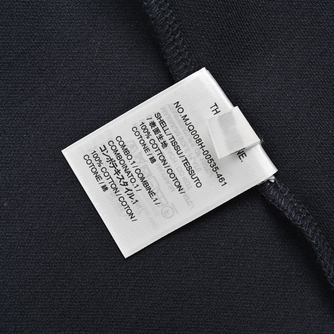 Thom Browne/汤姆布朗 色织四杠抽绳拉链外套 领口三角单独横机摇-Chinese UA Cheap High Quatity Brand Clothes Bags handbags Sneakers wholesale wholesaler seller from China Factory suppliers Fashion Clothing Shoes best Quality Beautiful Price Thom Browne/汤姆布朗 色织四杠抽绳拉链外套 领口三角单独横机摇
