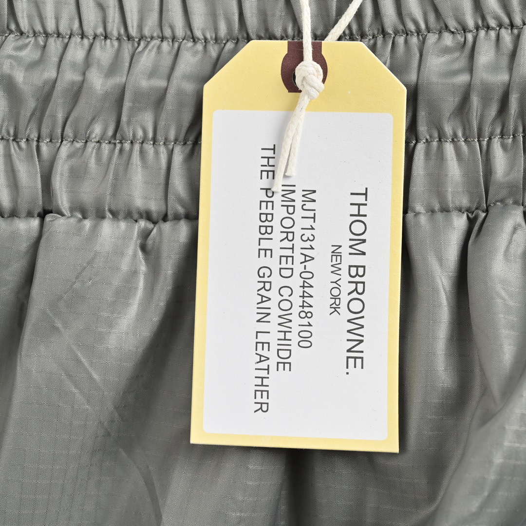 Thom Browne/汤姆布朗 尼龙梭织长裤 Thom Browne/汤姆布朗 尼龙梭织长裤