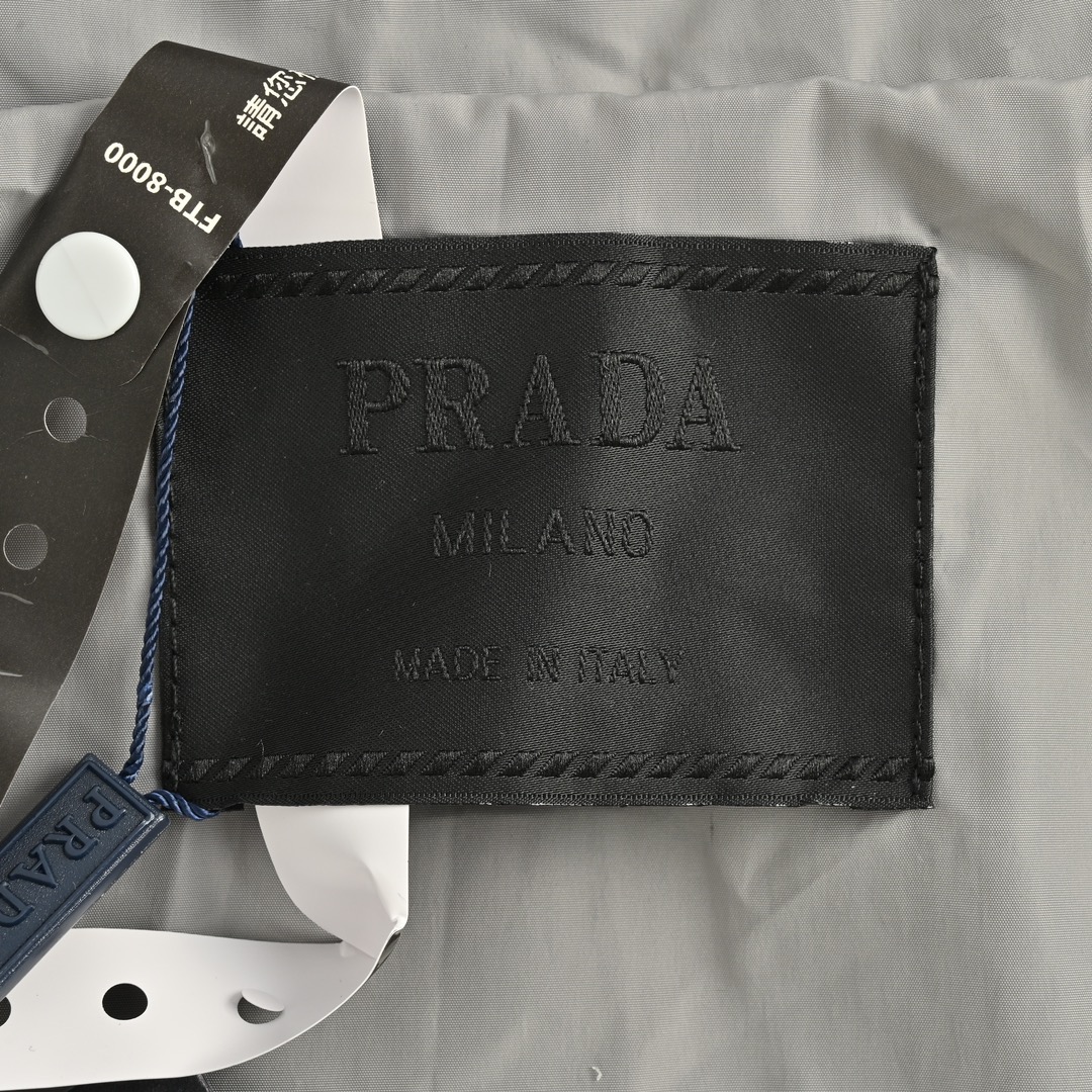 Prada/普拉达 24Fw 徽标印花梭织风衣夹克外套