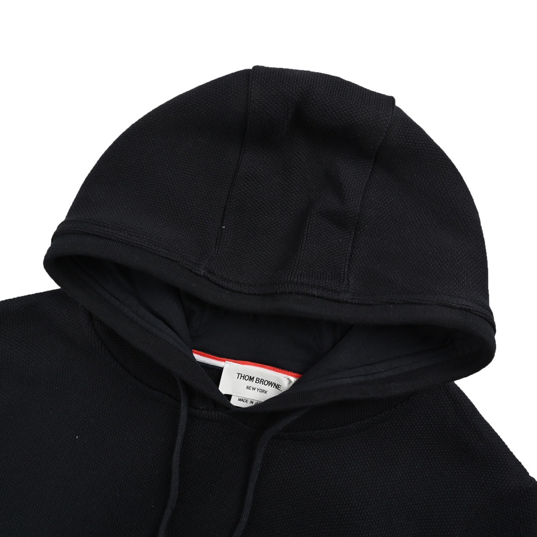 Thom Browne/汤姆布朗 暗纹四杠连帽卫衣 Thom Browne/汤姆布朗 暗纹四杠连帽卫衣