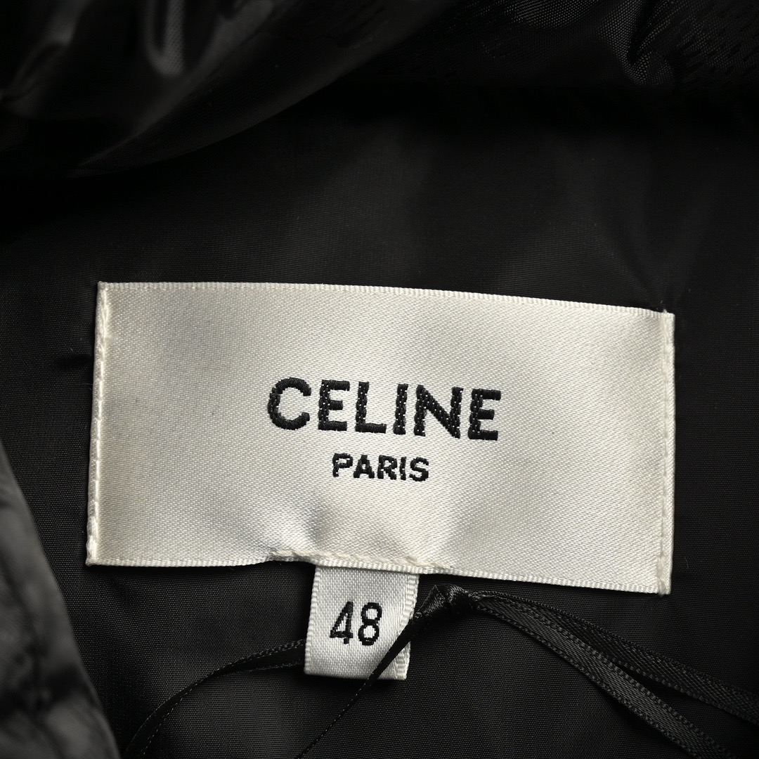 Celine/赛琳 凯旋门暗纹羽绒马甲 Celine/赛琳 凯旋门暗纹羽绒马甲