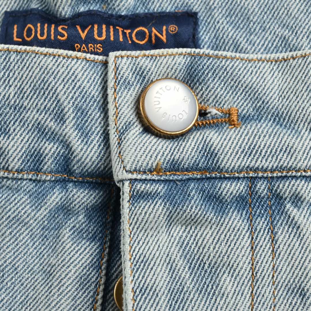 Louis Vuitton/路易威登 24Fw 刺绣logo牛仔裤 Louis Vuitton/路易威登 24Fw 刺绣logo牛仔裤