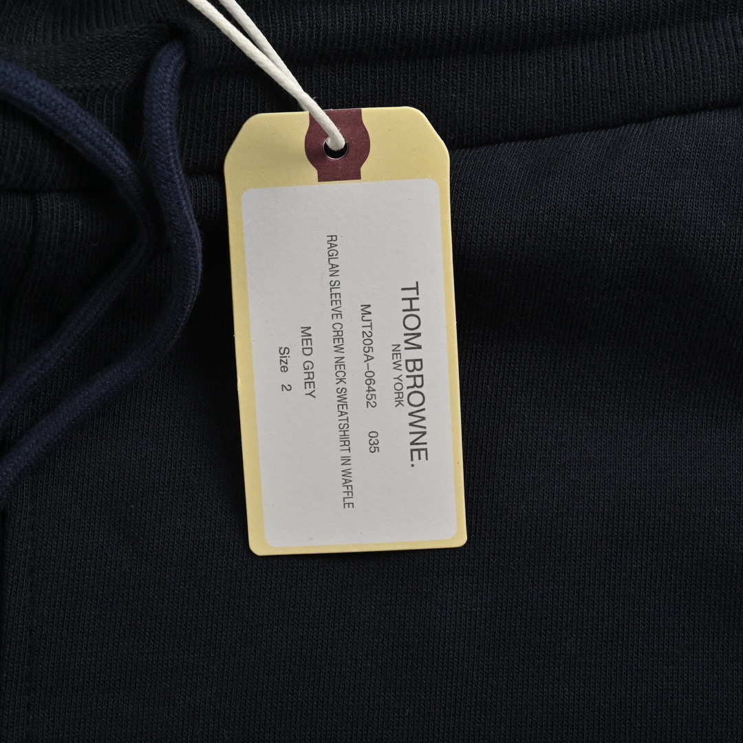Thom Browne/汤姆布朗 新款色织竖腿长裤-High Quatity Cheap Brand wholesale wholesaler seller Clothes Bags handbags Sneakers Top Fashion Clothing Shoes from China Factory Chinese suppliers best Quality Beautiful Price Thom Browne/汤姆布朗 新款色织竖腿长裤