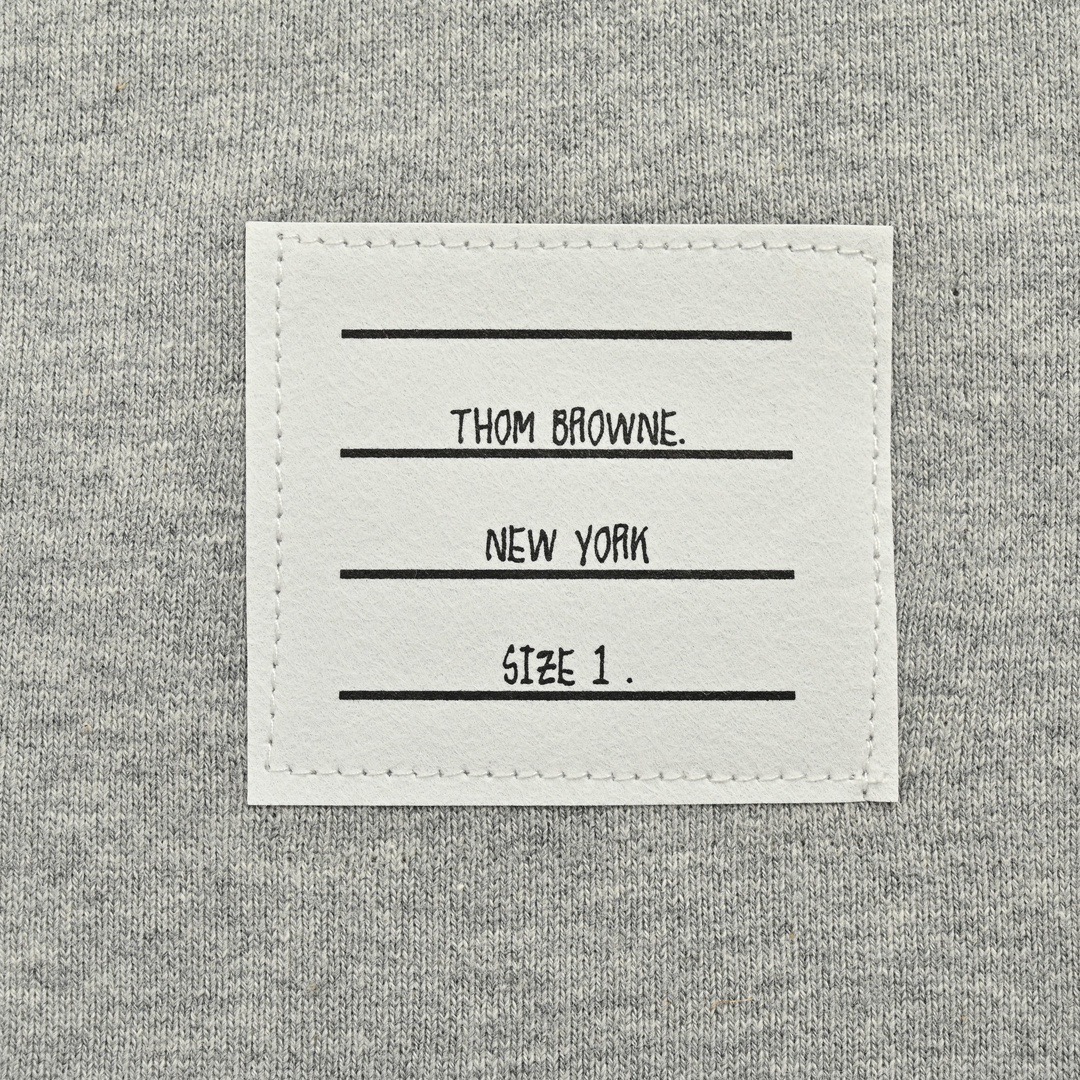 Thom Browne/汤姆布朗 四杠色织连帽卫衣-High Quatity Cheap Brand wholesale wholesaler seller Clothes Bags handbags Sneakers Top Fashion Clothing Shoes from China Factory Chinese suppliers best Quality Beautiful Price Thom Browne/汤姆布朗 四杠色织连帽卫衣