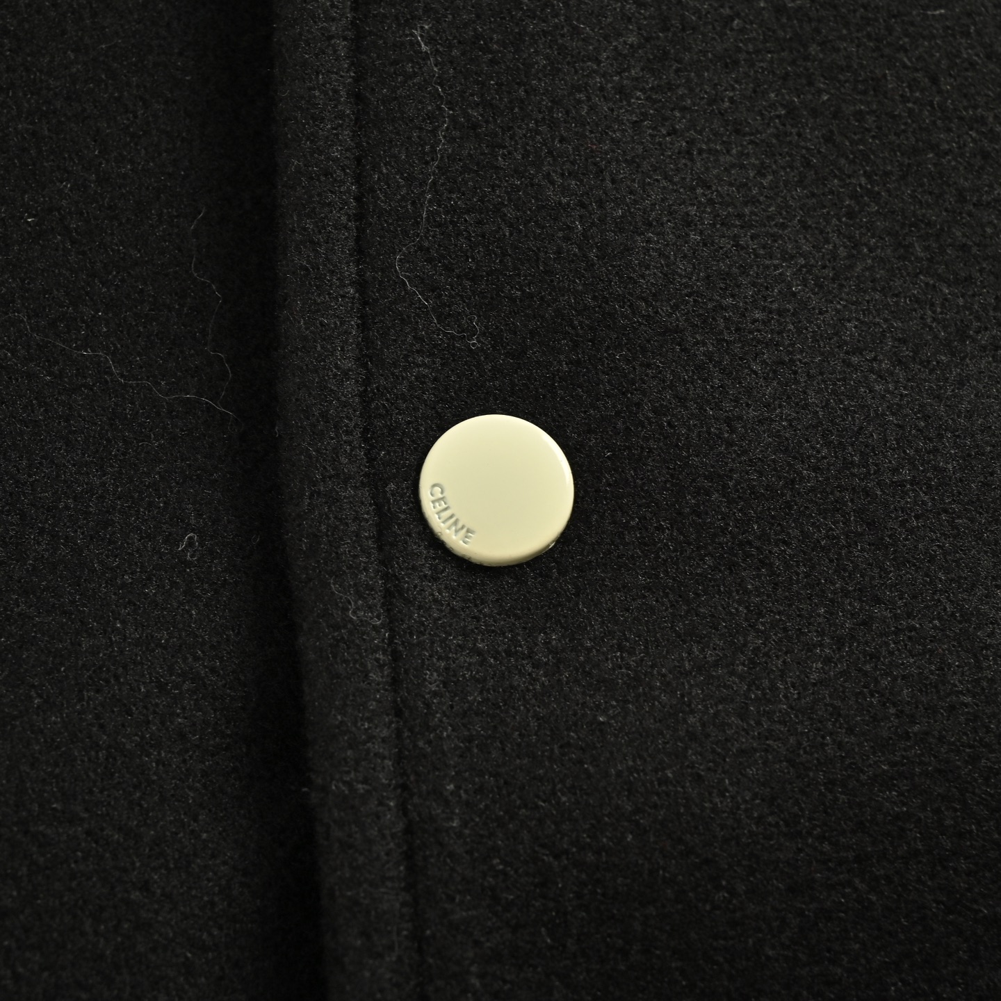 Celine/赛琳 25Fw 学院风刺绣字母徽标棒球服外套
