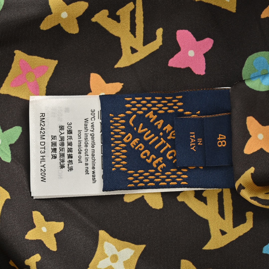 Louis Vuitton & Tyler 24Fw 老花可拆卸羊羔绒领夹克外套-High Quatity Cheap Brand wholesale wholesaler seller Clothes Bags handbags Sneakers Top Fashion Clothing Shoes from China Factory Chinese suppliers best Quality Beautiful Price Louis Vuitton & Tyler 24Fw 老花可拆卸羊羔绒领夹克外套