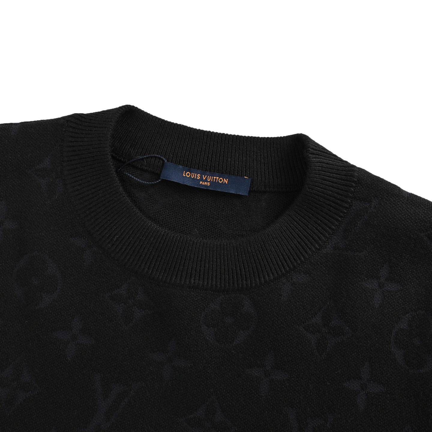 Louis Vuitton/路易威登 25Fw 暗纹提花圆领毛衣-High Quatity Cheap Brand wholesale wholesaler seller Clothes Bags handbags Sneakers Top Fashion Clothing Shoes from China Factory Chinese suppliers best Quality Beautiful Price Louis Vuitton/路易威登 25Fw 暗纹提花圆领毛衣