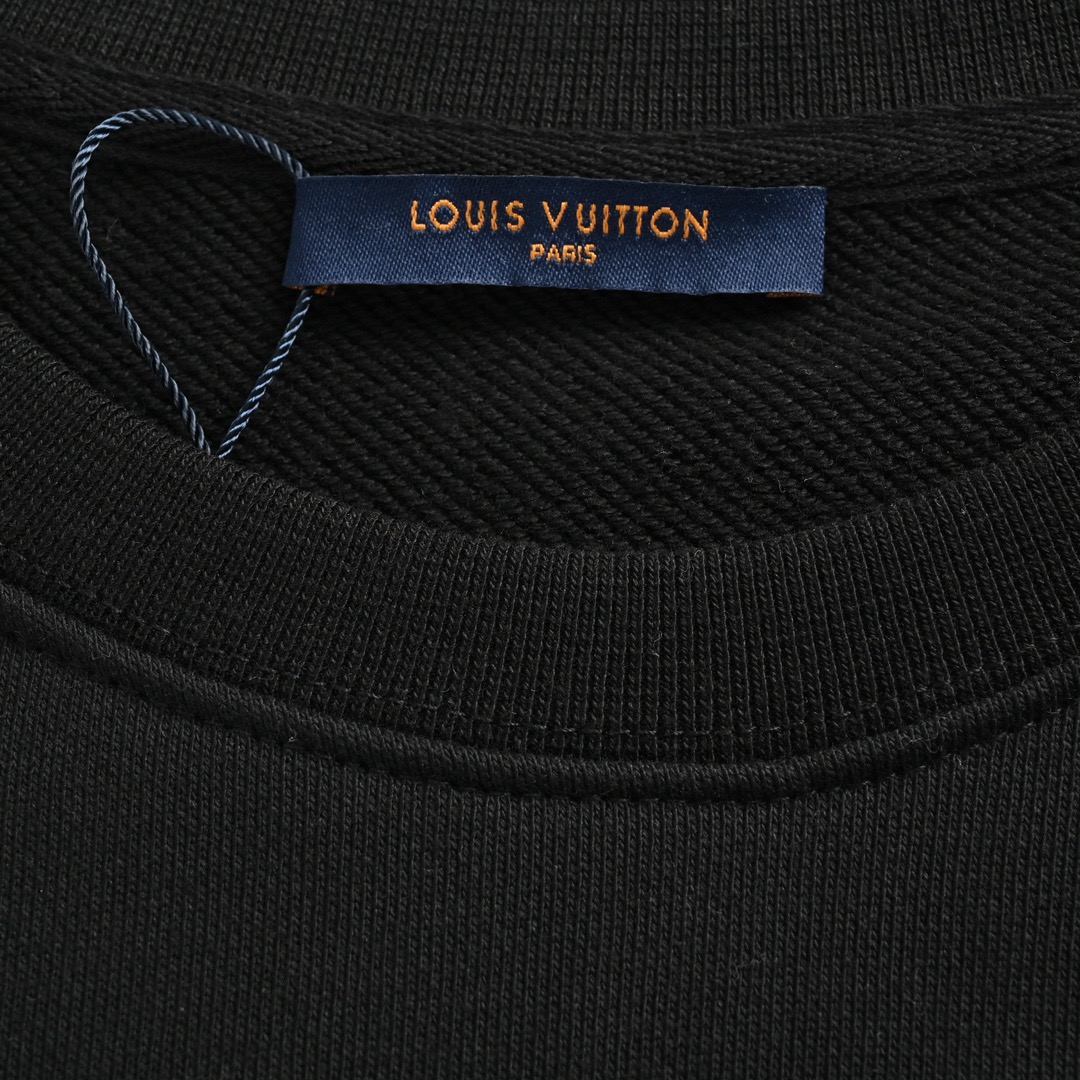 Louis Vuitton/路易威登 22Fw 假口袋字母印花圆领卫衣-High Quatity Cheap Brand wholesale wholesaler seller Clothes Bags handbags Sneakers Top Fashion Clothing Shoes from China Factory Chinese suppliers best Quality Beautiful Price Louis Vuitton/路易威登 22Fw 假口袋字母印花圆领卫衣