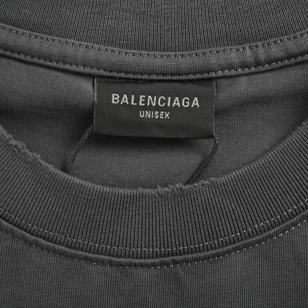 Balenciaga/巴黎世家 24Fw 模糊可乐印花长袖T恤-High Quatity Cheap Brand wholesale wholesaler seller Clothes Bags handbags Sneakers Top Fashion Clothing Shoes from China Factory Chinese suppliers best Quality Beautiful Price Balenciaga/巴黎世家 24Fw 模糊可乐印花长袖T恤