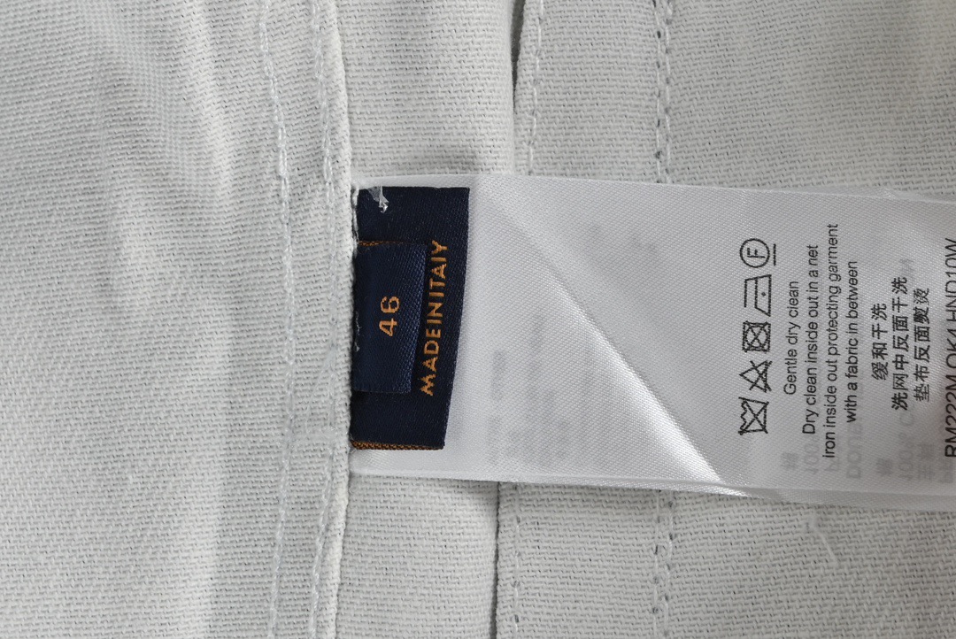 Louis Vuitton/路易威登 腰果花牛仔外套-High Quatity Cheap Brand wholesale wholesaler seller Clothes Bags handbags Sneakers Top Fashion Clothing Shoes from China Factory Chinese suppliers best Quality Beautiful Price Louis Vuitton/路易威登 腰果花牛仔外套