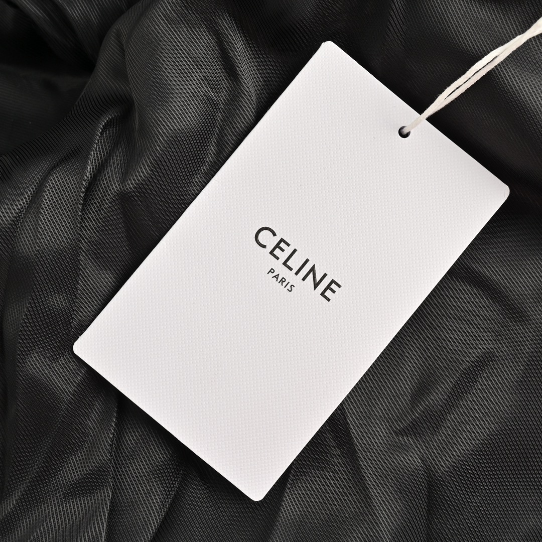 Celine/赛琳 C标皮革连帽夹克外套 定制纹脂雅尊皮革-High Quatity Cheap Brand wholesale wholesaler seller Clothes Bags handbags Sneakers Top Fashion Clothing Shoes from China Factory Chinese suppliers best Quality Beautiful Price Celine/赛琳 C标皮革连帽夹克外套 定制纹脂雅尊皮革
