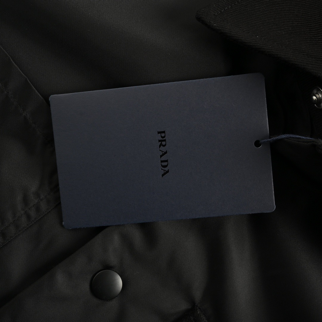 Prada/普拉达 24Fw 三角标翻盖棉服外套
