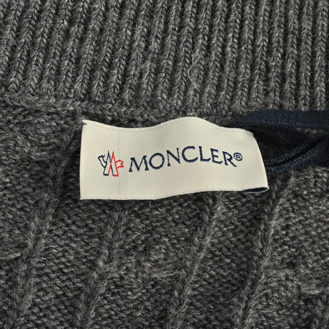 Moncler/蒙口 拼接毛织袖立领薄绒羽绒服外套