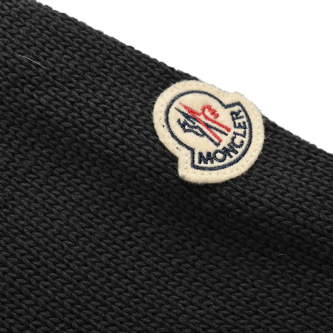 Moncler/蒙口 拼接毛织袖立领薄绒羽绒服外套 Moncler/蒙口 拼接毛织袖立领薄绒羽绒服外套