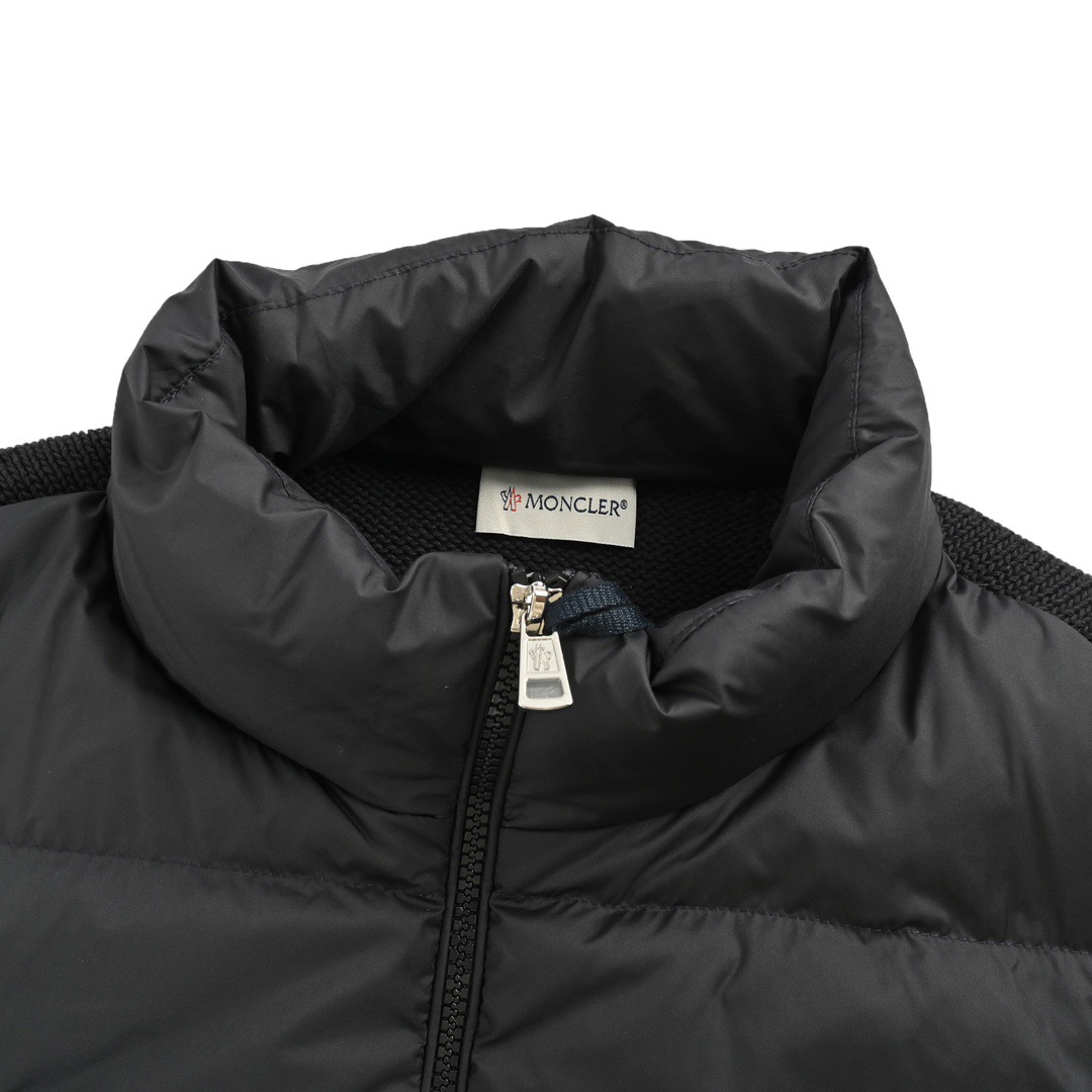 Moncler/蒙口 拼接毛织袖立领薄绒羽绒服外套 Moncler/蒙口 拼接毛织袖立领薄绒羽绒服外套