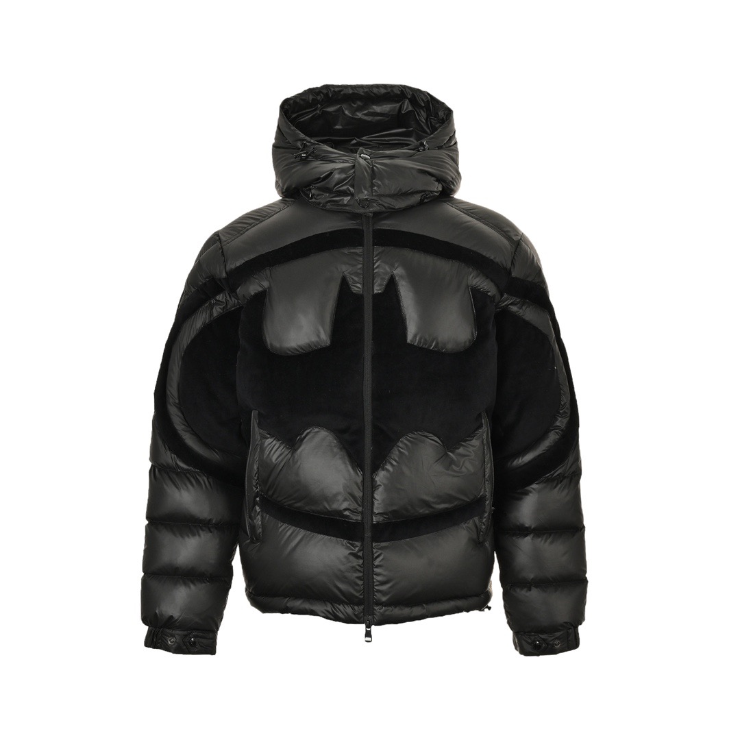 Moncler/蒙口 24Fw 蝙蝠侠标识羽绒服 Moncler/蒙口 24Fw 蝙蝠侠标识羽绒服