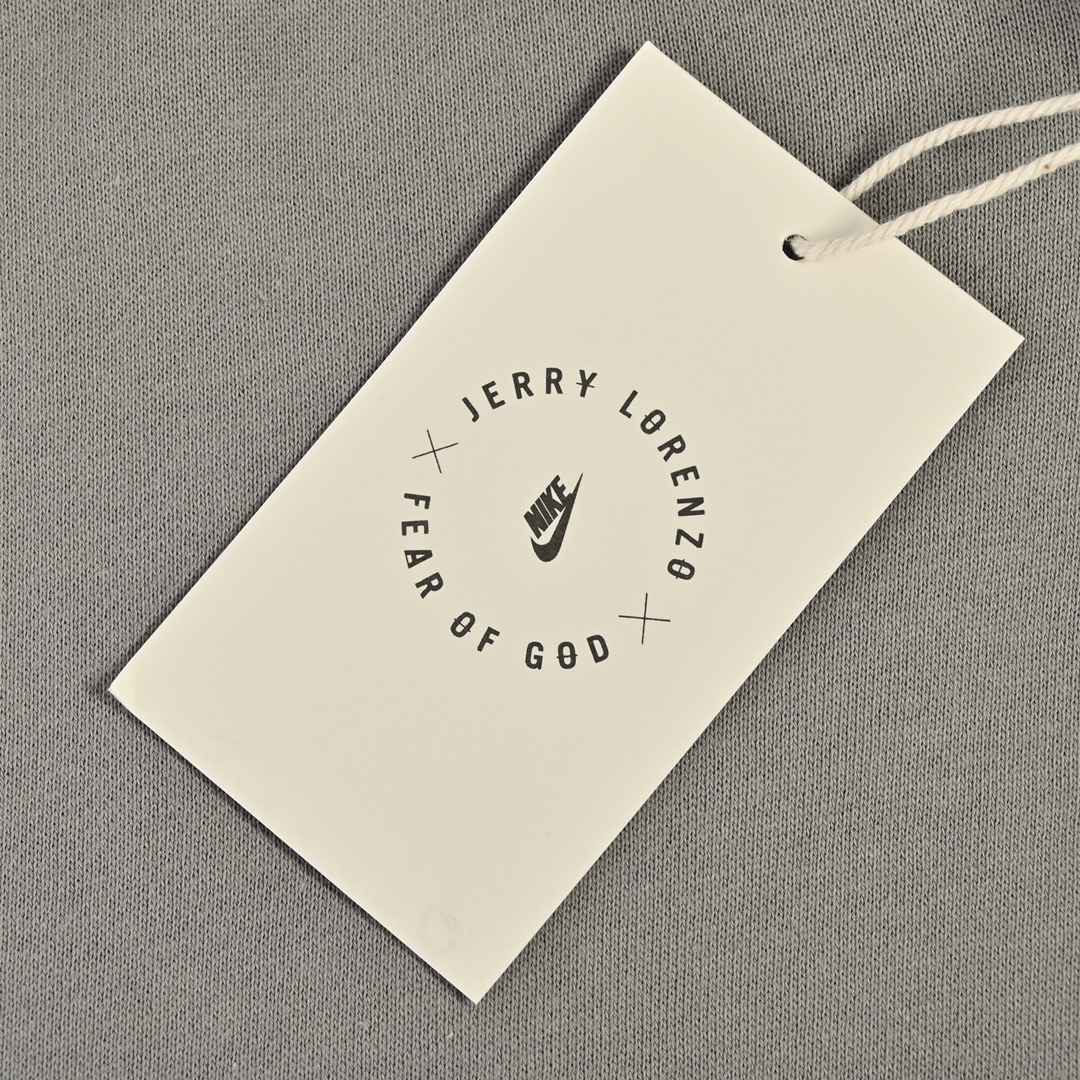 Fear of god & Nike 联名刺绣小标双帽卫衣 超级爱的这件双帽
