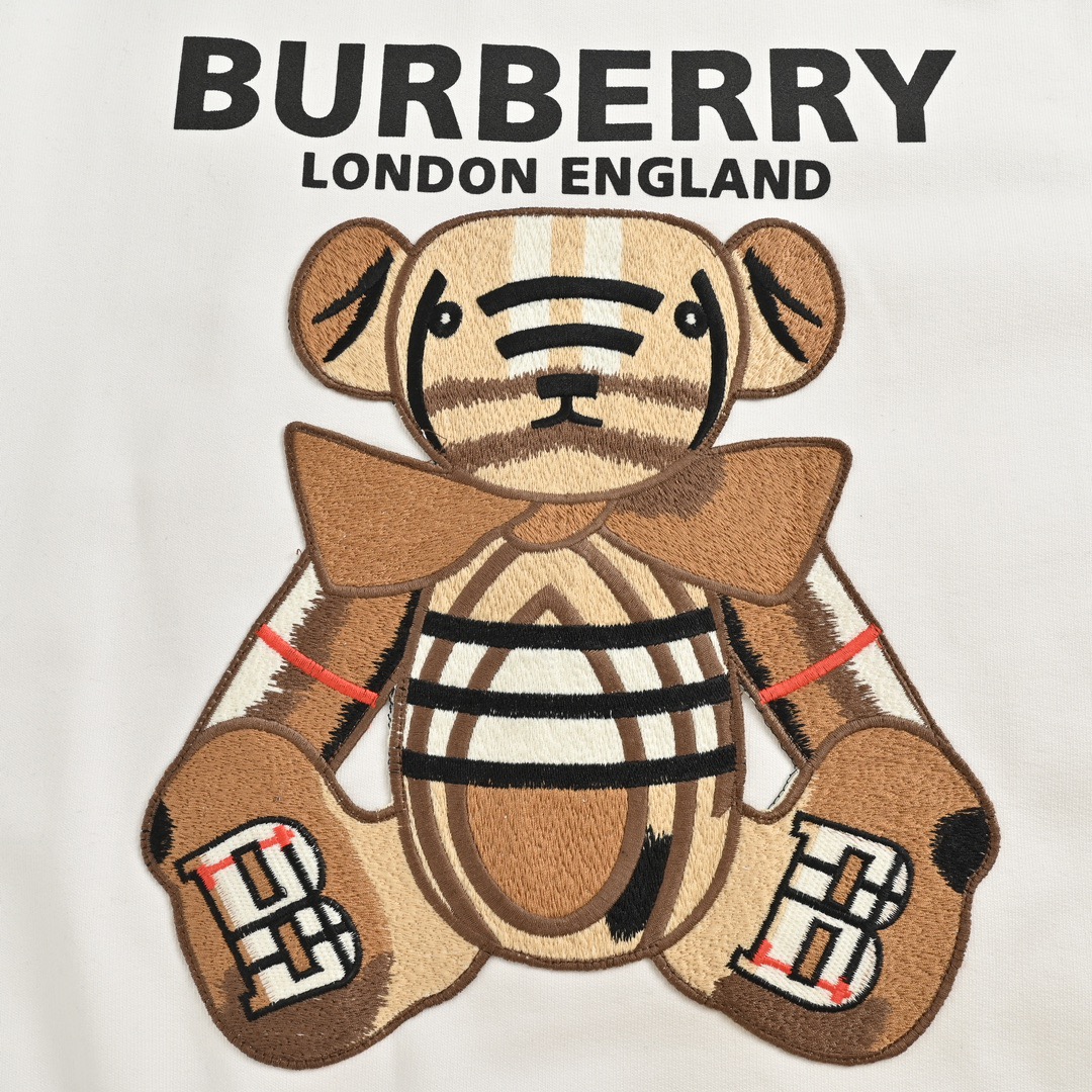 Burberry/巴宝莉 刺绣泰迪小熊圆领卫衣 Burberry/巴宝莉 刺绣泰迪小熊圆领卫衣