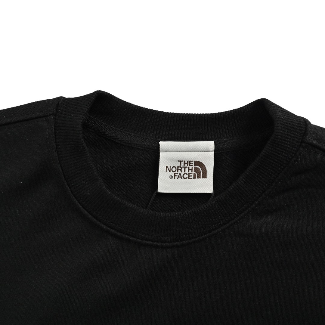 The North Face/北面 24Fw 字母logo印花圆领卫衣 The North Face/北面 24Fw 字母logo印花圆领卫衣