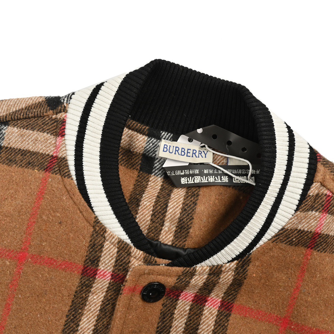 Burberry/巴宝莉 24Fw 条纹刺绣战马拼接棒球服外套