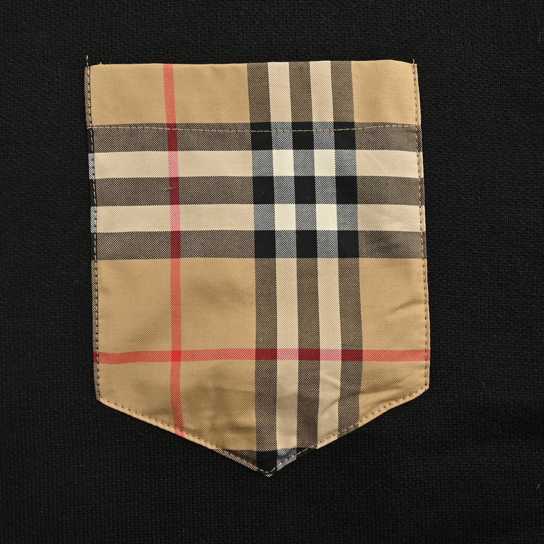 Burberry/巴宝莉 格纹拼接针织毛衣-莆田鞋,莆田鞋货源,高仿鞋,高仿鞋货源,安福档口,莆田高仿鞋,莆田鞋批发,高仿鞋批发,莆田高仿运动鞋,高仿运动鞋,莆田运动鞋 Burberry/巴宝莉 格纹拼接针织毛衣