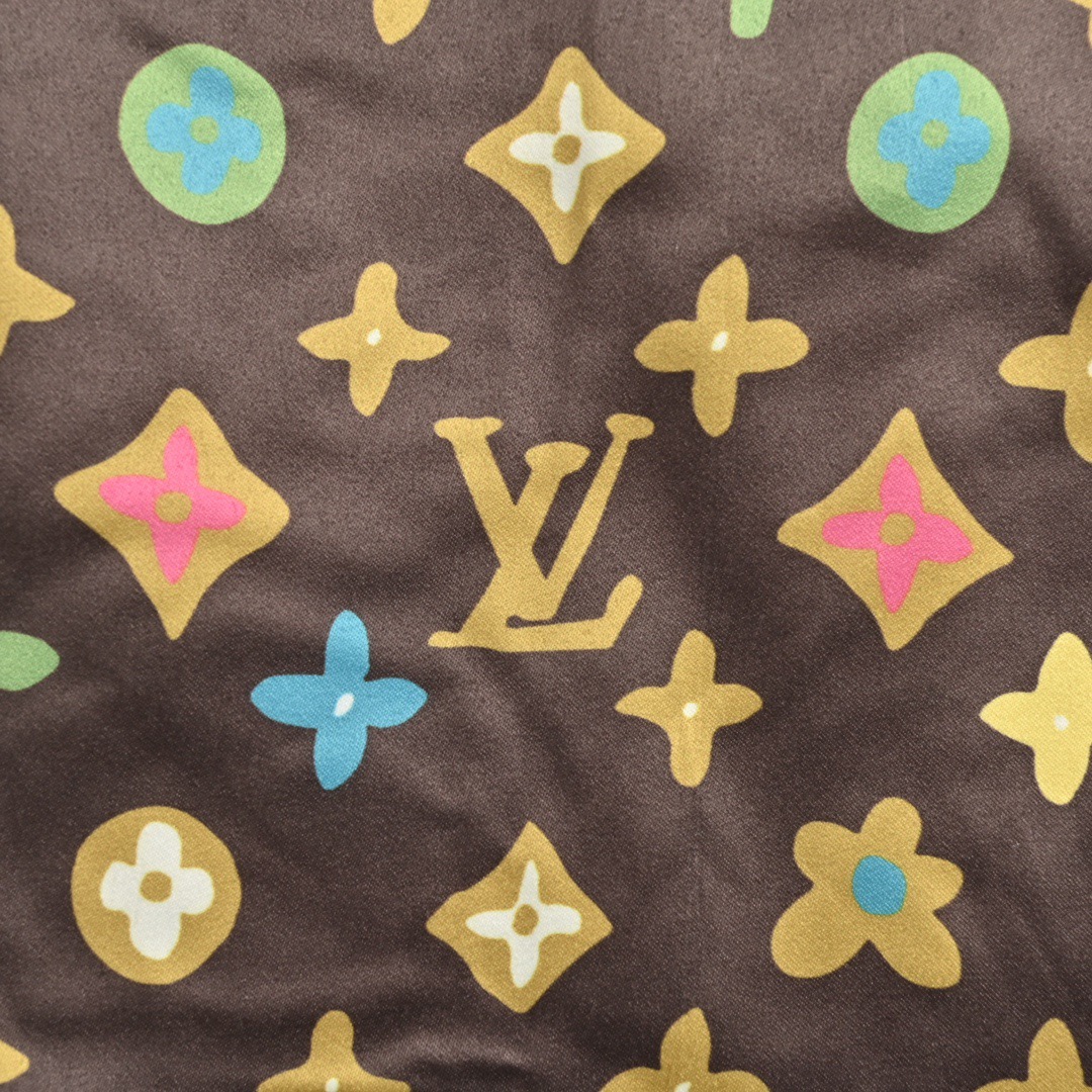 Louis Vuitton/路易威登 24Fw Tyler联名款花卉毛巾绣棒球服外套-莆田鞋,莆田鞋货源,高仿鞋,高仿鞋货源,安福档口,莆田高仿鞋,莆田鞋批发,高仿鞋批发,莆田高仿运动鞋,高仿运动鞋,莆田运动鞋 Louis Vuitton/路易威登 24Fw Tyler联名款花卉毛巾绣棒球服外套