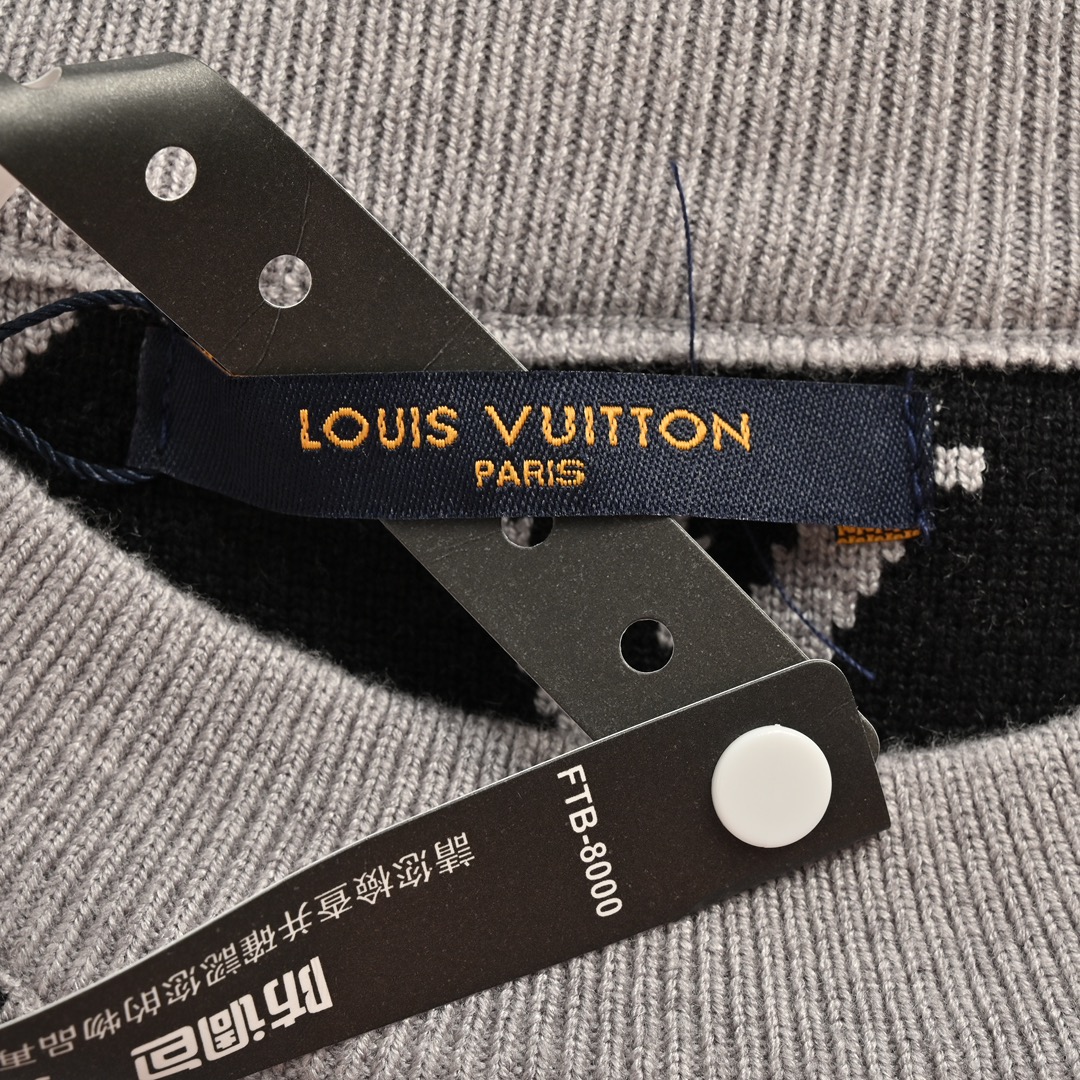 Louis Vuitton/路易威登 老花浮雕迪拜灰圆领毛衣