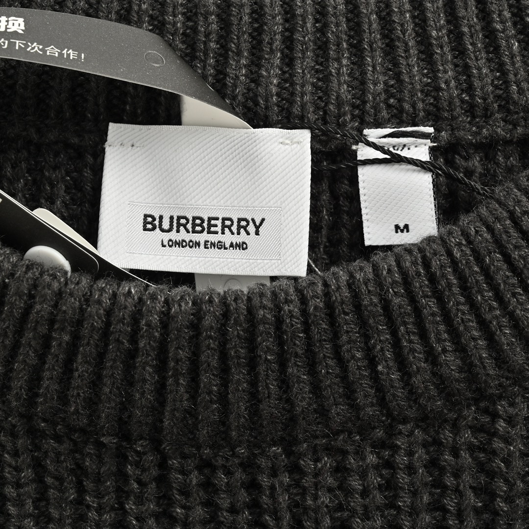 Burberry/巴宝莉 Vintage色块徽标嵌花针织毛衣 爱心拼接圆领毛衣-莆田鞋,莆田鞋货源,高仿鞋,高仿鞋货源,安福档口,莆田高仿鞋,莆田鞋批发,高仿鞋批发,莆田高仿运动鞋,高仿运动鞋,莆田运动鞋 Burberry/巴宝莉 Vintage色块徽标嵌花针织毛衣 爱心拼接圆领毛衣