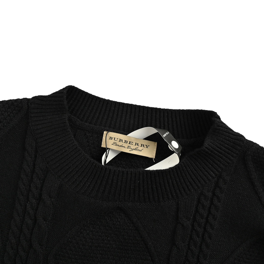 Burberry/巴宝莉 假两件拼接圆领毛衣 拼接圆领毛衣-莆田鞋,莆田鞋货源,高仿鞋,高仿鞋货源,安福档口,莆田高仿鞋,莆田鞋批发,高仿鞋批发,莆田高仿运动鞋,高仿运动鞋,莆田运动鞋 Burberry/巴宝莉 假两件拼接圆领毛衣 拼接圆领毛衣